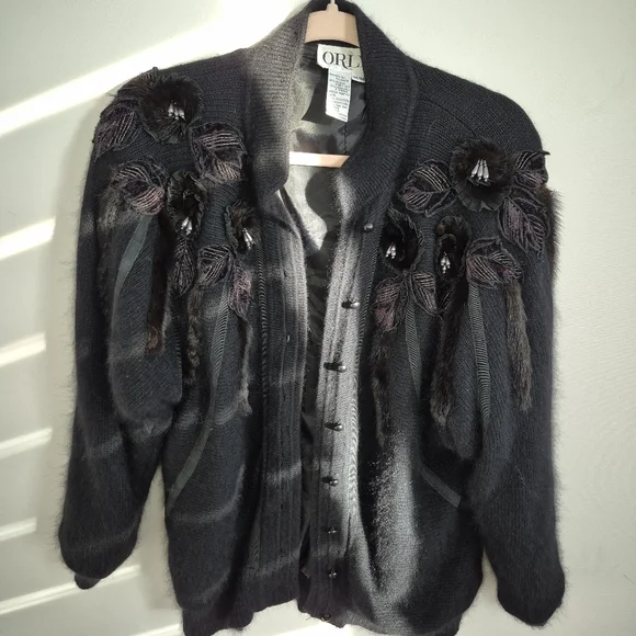 Stunning Angora Rabbit Fur Cardigan - Picture 2 of 6